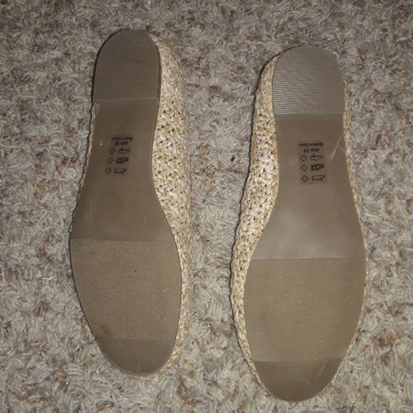 Flats - Picture 3 of 3